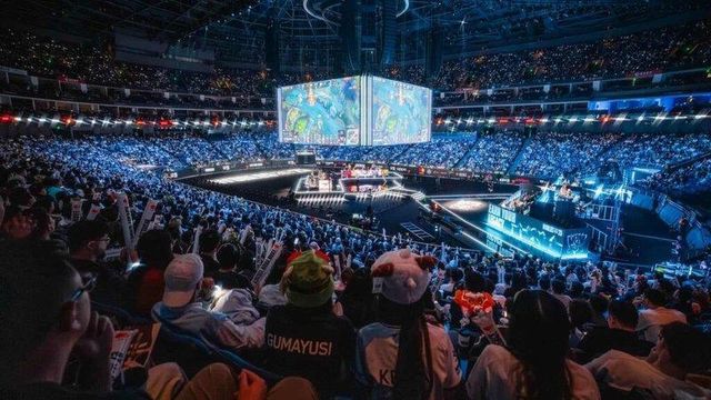 LoL Worlds 2025 Prize Pool